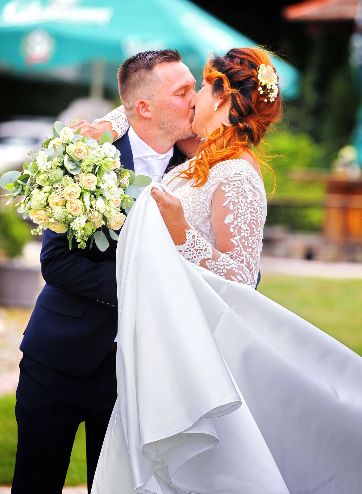 Svatební fotografie polibku novomanželů – Aleš Kartal